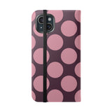 iPhone 15 Plus vegānas ādas maciņš ar kabatiņām – rozā plūmju Polka Dot dizains