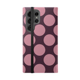 Samsung Galaxy S23 Ultra vegānas ādas maciņš - Pink Plum Polka Dot dizains