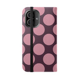iPhone 16 vegānas ādas maciņš ar kabatiņām – rozā plūmju Polka Dot dizains